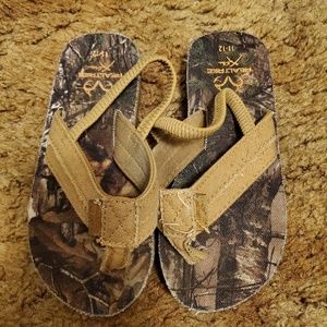 Boys Realtree Camo Flip Flops